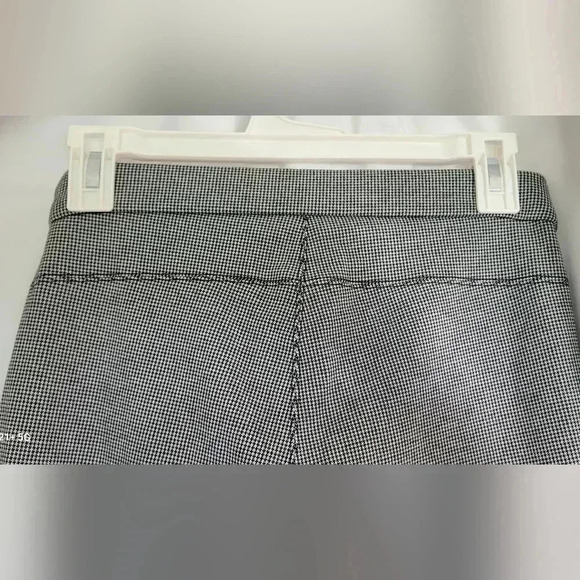 Zara Black & white Checkered Dress pants, size medium - Picture 13 of 13